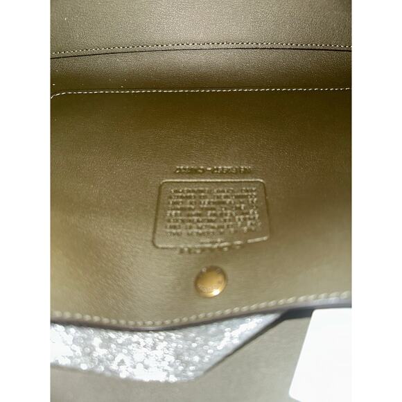 COACH
Brooklyn Medium Suede Shoulder Bag 28 - Picture 11 of 13